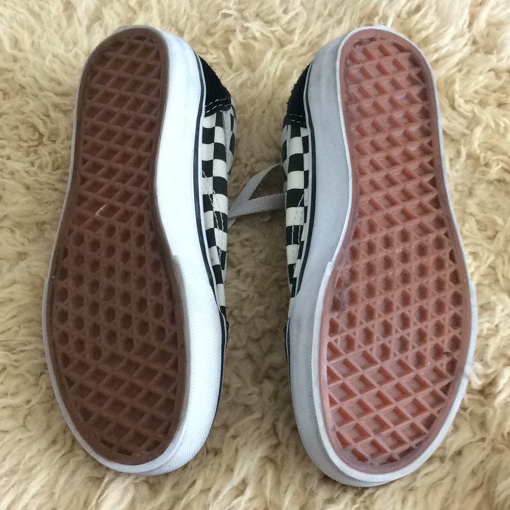 Check Vans - Picture 4 of 5